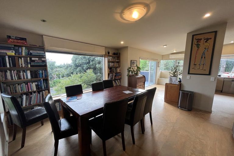 Photo of property in 8 Sunset Terrace, Waikanae Beach, Waikanae, 5036