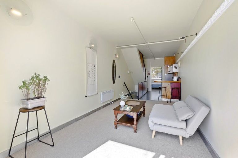 Photo of property in Qba Apartments, 4e/51 Webb Street, Mount Cook, Wellington, 6011