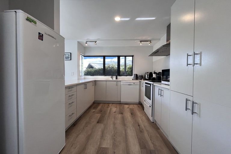 Photo of property in 379 Peninsula Road, Kelvin Heights, Queenstown, 9300