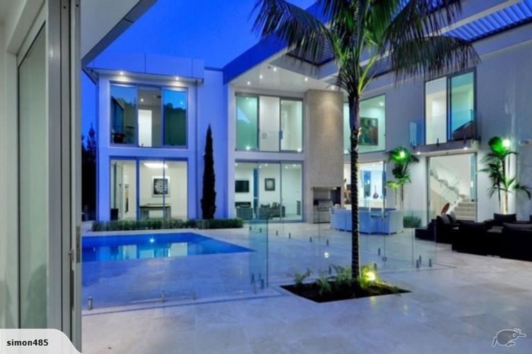 Photo of property in 255 Paremoremo Road, Paremoremo, Auckland, 0632