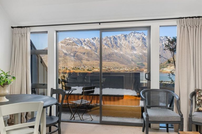 Photo of property in Marina Village, 1/10 Marina Drive, Frankton, Queenstown, 9300