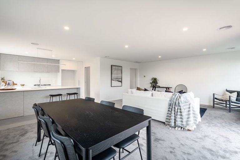 Photo of property in 28 Privet Way, Rolleston, 7678