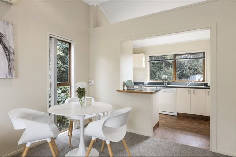 Photo of property in 1/807 East Coast Road, Northcross, Auckland, 0630