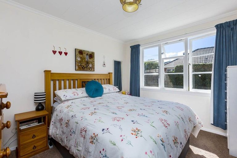 Photo of property in 142 Mcleod Street, Elderslea, Upper Hutt, 5018