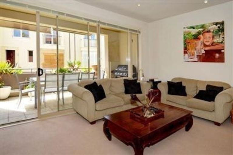 Photo of property in 11/11a Killarney Street, Takapuna, Auckland, 0622