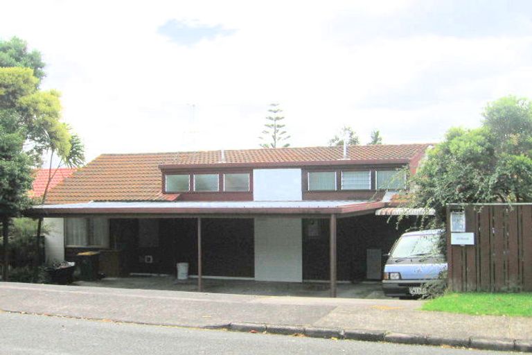 Photo of property in 3 Dolbear Street, Titirangi, Auckland, 0604