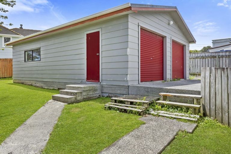 Photo of property in 73 Warspite Avenue, Cannons Creek, Porirua, 5024