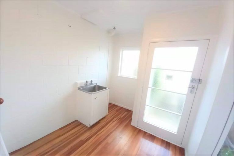 Photo of property in 5/5 Aratonga Avenue, Greenlane, Auckland, 1051