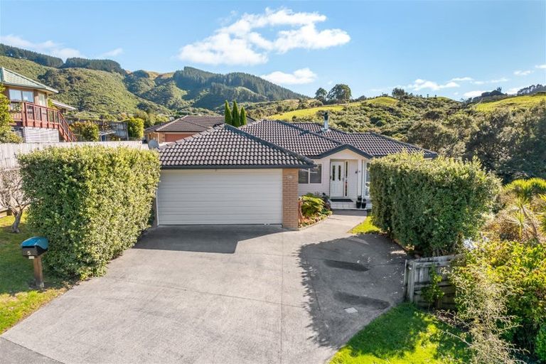 Photo of property in 5 Frankie Stevens Place, Riverstone Terraces, Upper Hutt, 5018