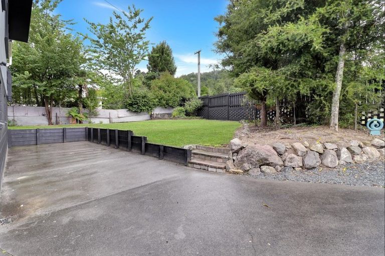 Photo of property in 19 Oxford Road, Lake Rotoma, Rotorua, 3074
