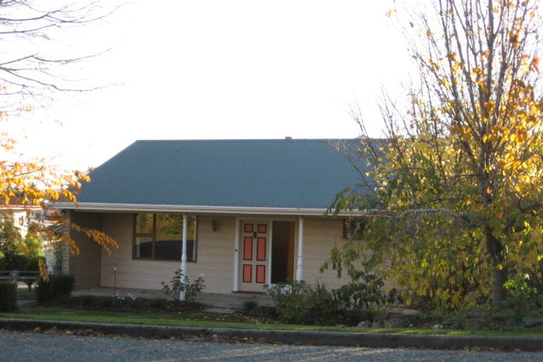 Photo of property in 92 Wentworth Street, East Gore, Gore, 9710