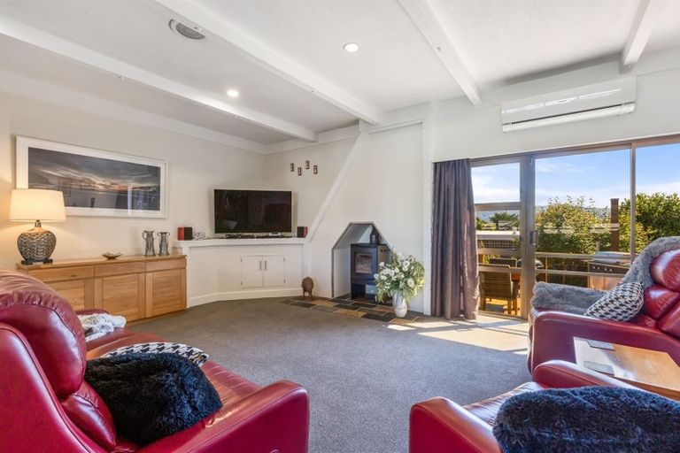 Photo of property in 109 Golf Road, Paraparaumu Beach, Paraparaumu, 5032