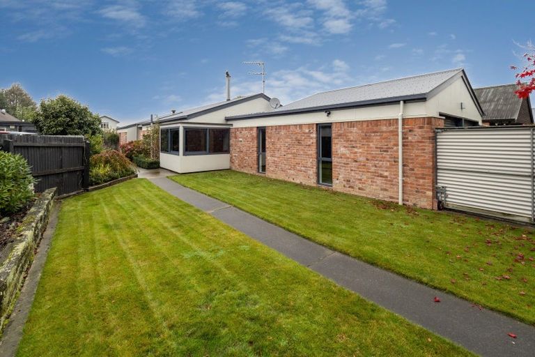 Photo of property in 28 Oak Grove, Ashburton, 7700