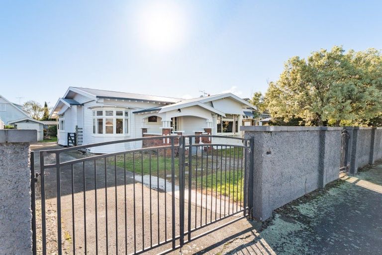 Photo of property in 161 Featherston Street, Takaro, Palmerston North, 4410