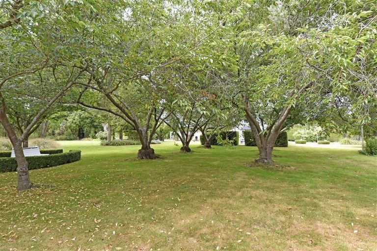 Photo of property in 8 Whitewood Crescent, West Melton, Christchurch, 7675