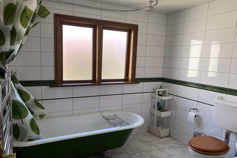 Photo of property in 15 Cardigan Street, Arrowtown, 9302