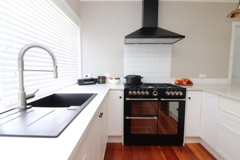 Photo of property in 1281 Whangaripo Valley Road, Whangaripo, Wellsford, 0972