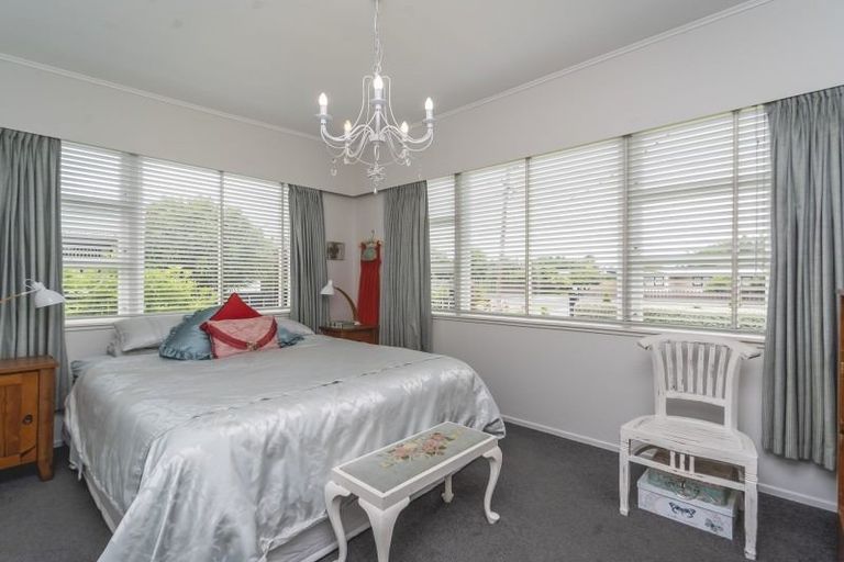 Photo of property in 12 East Street, Greytown, 5712