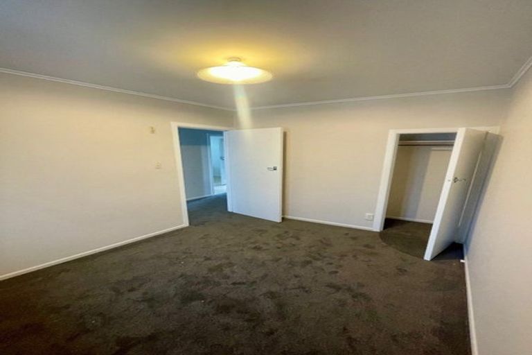 Photo of property in 22 Clendon Place, Manurewa, Auckland, 2102