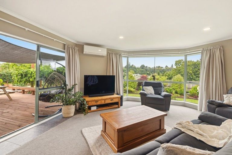 Photo of property in 2 Karamu Terrace, Pyes Pa, Tauranga, 3112