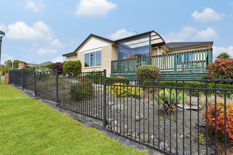 Photo of property in 137 Rototuna Road, Rototuna, Hamilton, 3210