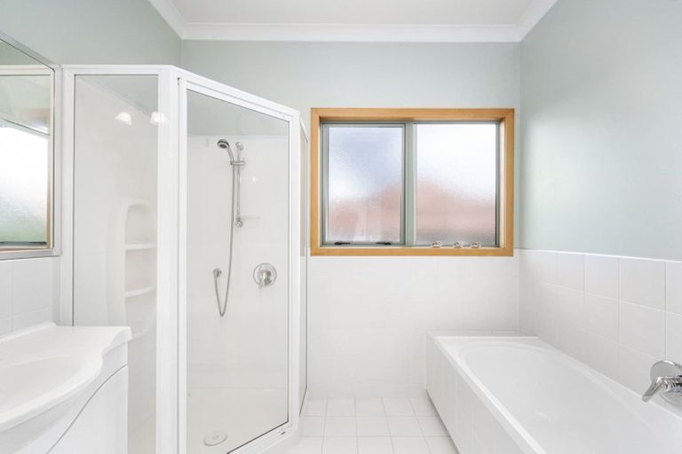 Photo of property in 28 The Grove, Nukuhau, Taupo, 3330