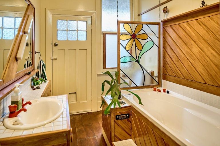 Photo of property in 16 Ingestre Street, Vogeltown, Wellington, 6021