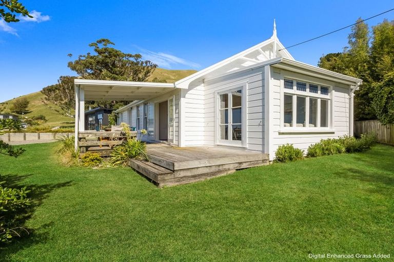 Photo of property in 4c Shoal Beach Road, Aramoana, Omakere, 4271