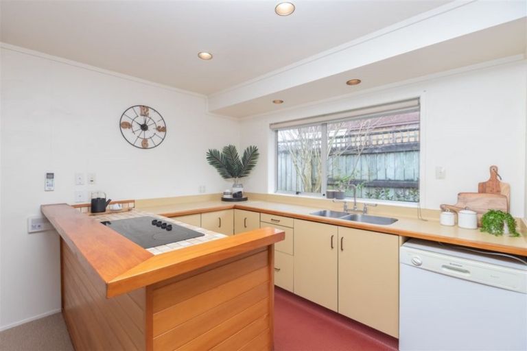 Photo of property in 15b Taylor Terrace, St Andrews, Hamilton, 3200