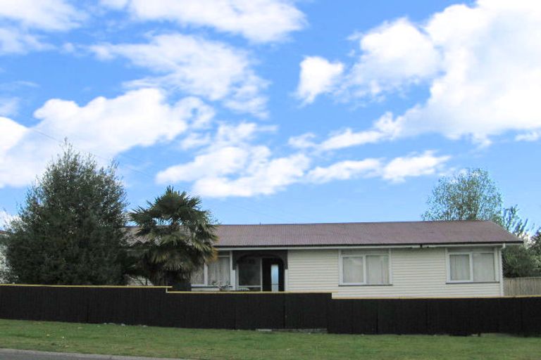 Photo of property in 19 Hinemoa Avenue, Taupo, 3330