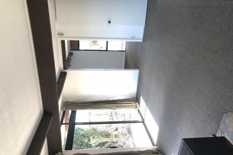 Photo of property in 57 Highland Park Drive, Highland Park, Auckland, 2010