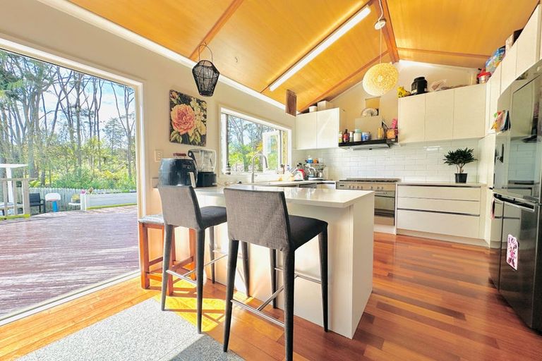Photo of property in 89 Glendhu Road, Bayview, Auckland, 0629