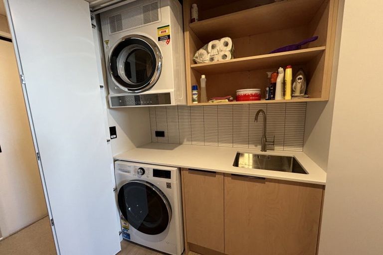 Photo of property in 21 Clearview Street, Wanaka, 9305