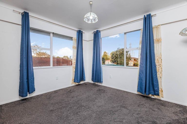 Photo of property in 3 Riverina Avenue, Pakuranga, Auckland, 2010