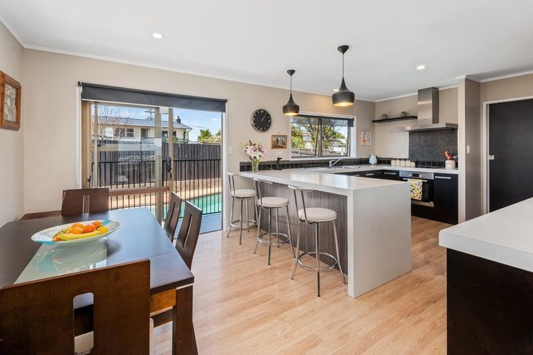 Photo of property in 118 Old Onerahi Road, Onerahi, Whangarei, 0110