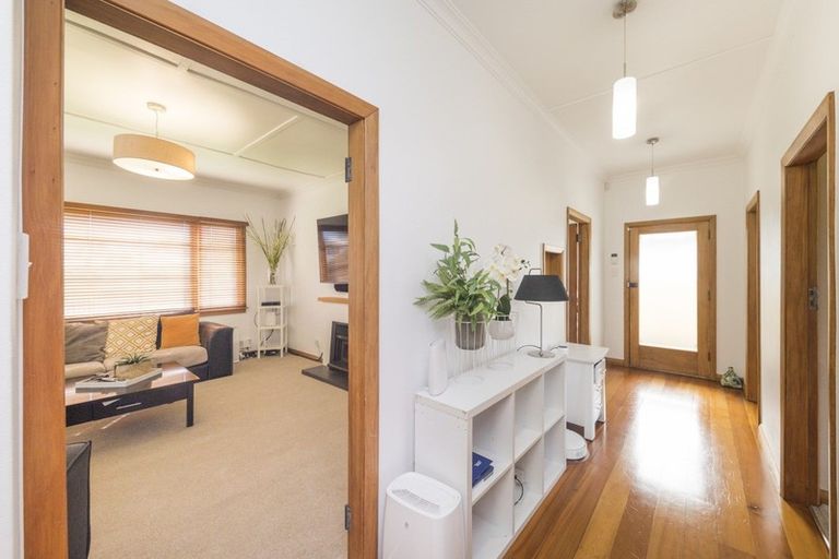 Photo of property in 79 Guy Avenue, Takaro, Palmerston North, 4410