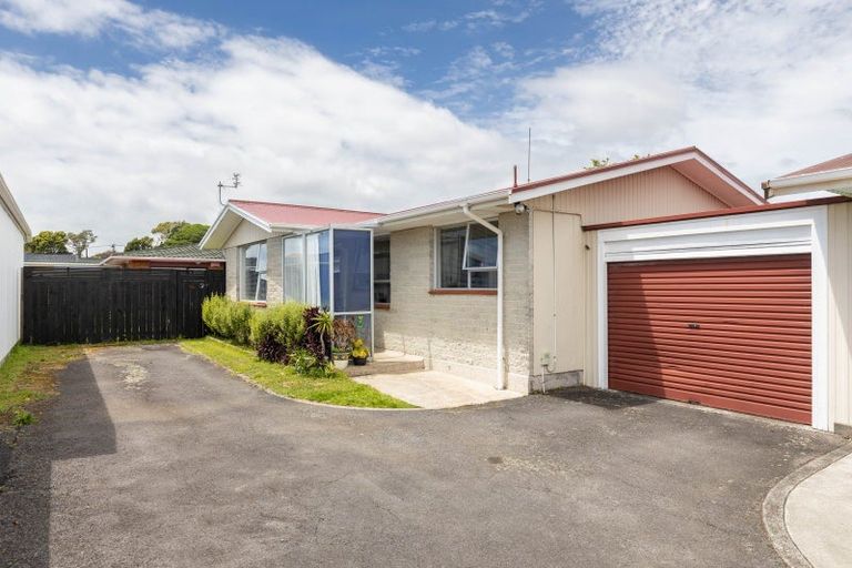 Photo of property in 3/147 Carrington Street, Lower Vogeltown, New Plymouth, 4310