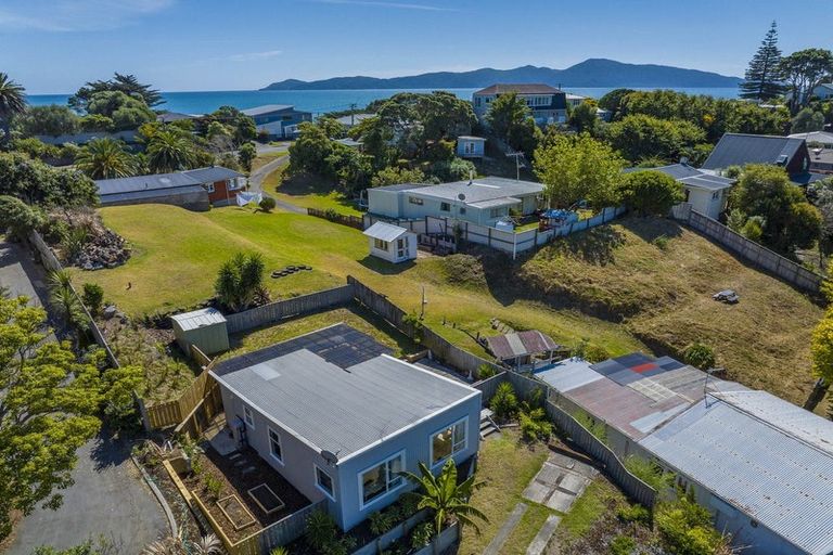 Photo of property in 23 Poplar Avenue, Raumati South, Paraparaumu, 5032