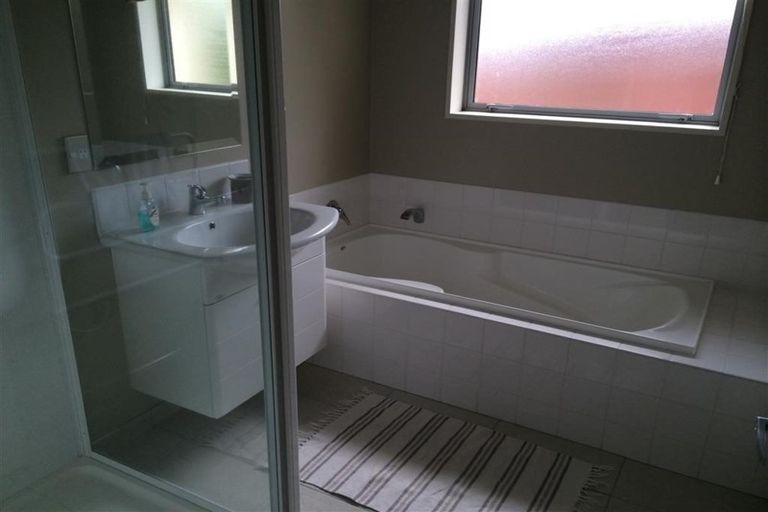 Photo of property in 10j Sefton Street, Belfast, Christchurch, 8051