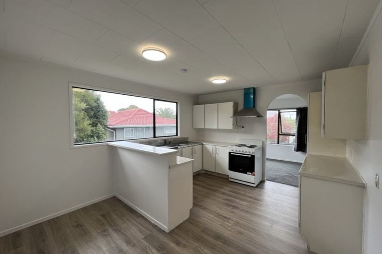 Photo of property in 139 Moire Road, West Harbour, Auckland, 0618