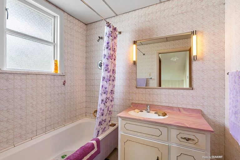 Photo of property in 21 Dunedin Terrace, Melrose, Wellington, 6023