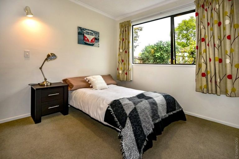 Photo of property in 19 Yellowstone Crescent, Burwood, Christchurch, 8083