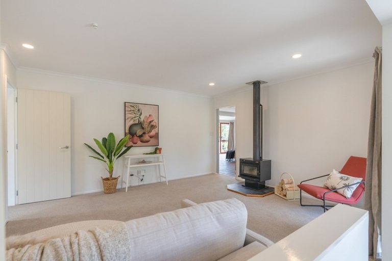 Photo of property in 72 Rutherford Drive, Waikanae Beach, Waikanae, 5036