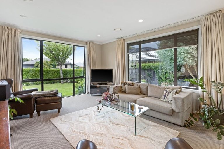 Photo of property in 7 Kirkpatrick Place, Havelock North, 4130