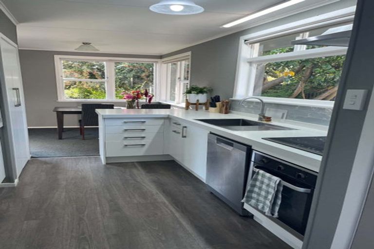 Photo of property in 79 Taupo View Road, Taupo, 3330
