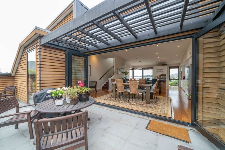 Photo of property in 61a Major Hornbrook Road, Mount Pleasant, Christchurch, 8081