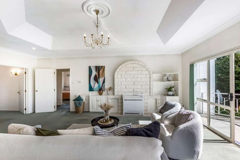 Photo of property in 43 Aotea Crescent, Gore, 9710