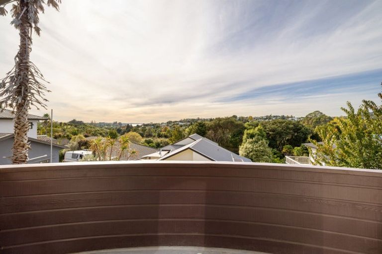 Photo of property in 9 Cashmere Way, Welcome Bay, Tauranga, 3112