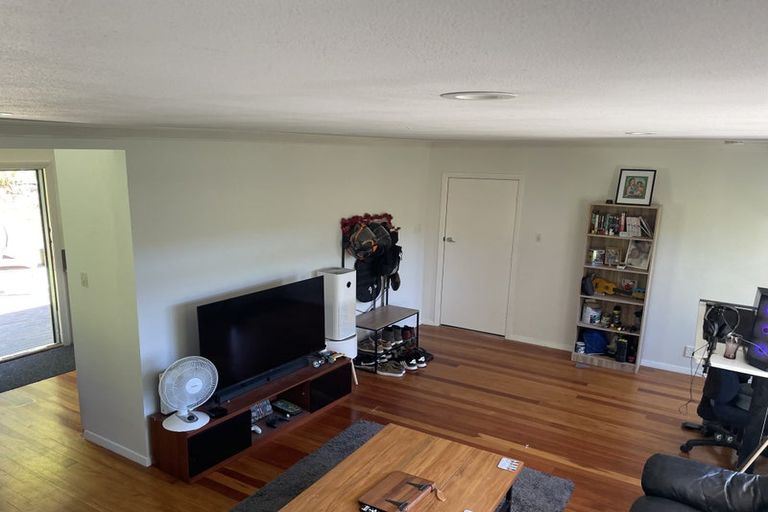 Photo of property in 564 Main Road North, Timberlea, Upper Hutt, 5018