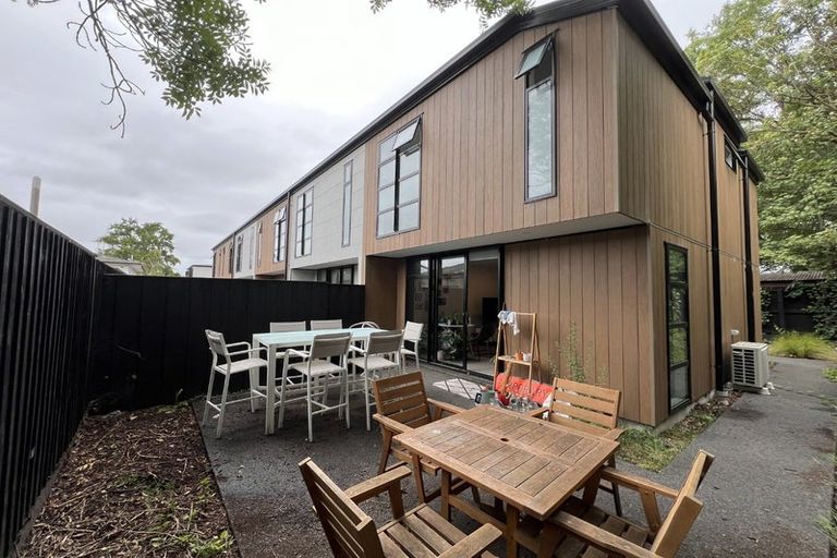 Photo of property in 8/91 Springfield Road, St Albans, Christchurch, 8014